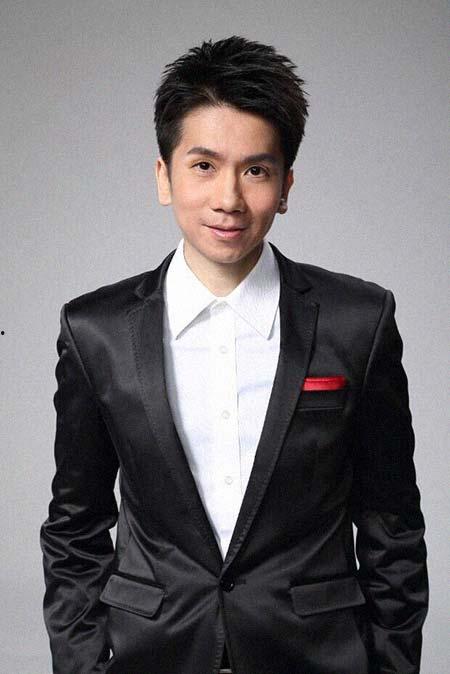 带朗的男明星,揭秘当红男明星的独特魅力